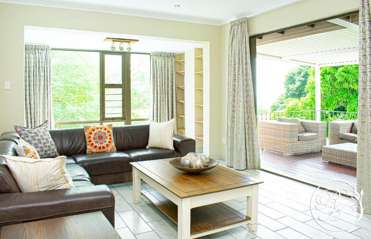 Апартаменты Roseland House Self Catering Дурбан Экстерьер фото